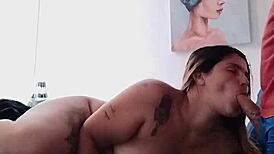 to com a bucetinha cheia de porra do marido vou procurar alguem pra chupa