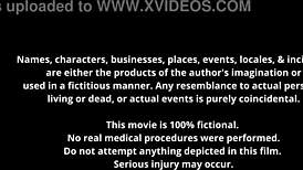 艾莉亚·妮可躺着让医生坦帕按摩纹身脚趾脚底特写