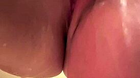 bañándome rico, concha y culo listos pa' anal 🔥🍑🇨🇴 sabrinafoxy