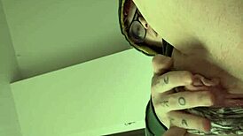 morning jerk off on my pussy feels so good 😍💦