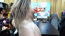 as bruna lambertini and isa moura twerk pussies and asses on podcast ruan loses it