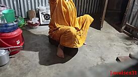 Local Indian Girlfriend's Wild House Cleaning Sex Orgasm Blast