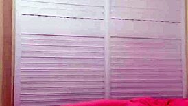 digging this cute asian girl's steamy webcam live stream