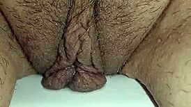 Puttana teases solo in toilet 🚽😈