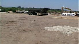 骚红发熟女Audrey Hollander户外求肛交深喉后入无毛大开屄