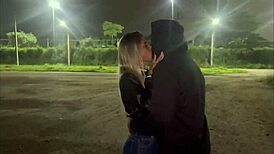 damn esposa rubs solteiro crazy then fucks raw no condom! 😏💦