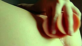 flashing wet pussy routine to neighbors