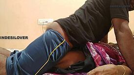 😍 boss fucks indian milf wife doggystyle in office wet pussy action