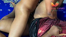 黑人主妇奶油湿屄被狂捅到喷潮