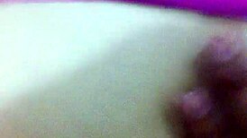 My prostitute shakes her huge culote ass in video