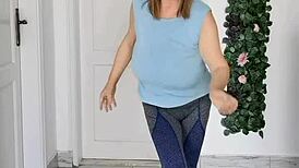 巨乳不穿bra老奶奶Mariaolds热舞撕衣狂脱🔥💃