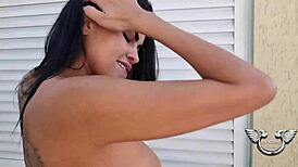 morena spreads wide pussy on balcony close-up