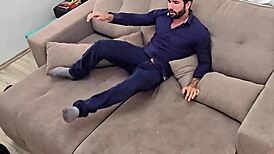 Bodybuilder comes home jerking monster cock