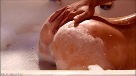 i get my blonde twat licked then balls-deep fucked in bathroom