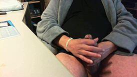 i crave wanking my throbbing cock and pissing everywhere