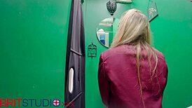 Gloryhole teen student gulps cock cum??