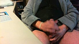 i crave wanking my throbbing cock and pissing everywhere