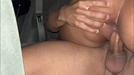 você já viu essa putinha de casada com amigo dotado? olha o cuzinho