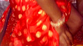 Big Boss Hooks Up With Top Employee Gal In Private Office Session