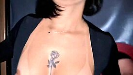 dando pra 2 no glory hole, tight latina wife swallows big cocks