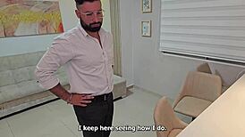 Colombian wife sneaks fuck with muscular housekeeper while hubby waits outside?