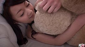 可爱日妹笠井千波小奶子挨群P颜射无码