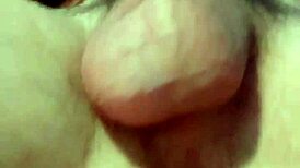 Throbbing cum fills mouth in wild elivalove threesome