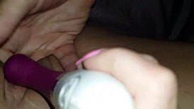 hey babe 😍 watch this horny milf wife finger her wet pussy to orgasm with vibrator 💦🔥