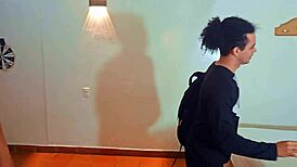 Acepto Compartir Cama Con Mi Hijastro Y Me Folla Porque Extraña A Su Novia!