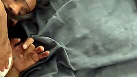 Estava sozinha em casa chamei meu vizinho novinho pra me fuder 😈🔥 wait he showed up horny af 😂💦