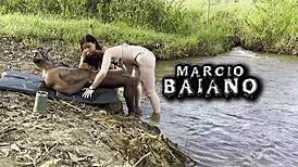 hey you watching sexo ao ar livre by the river i got two hotties sucking then creampied eliane furacao lorrany exotica