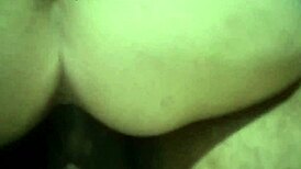 sentando gostoso na pika preta do nego com peitos balançando 😍🍆💦