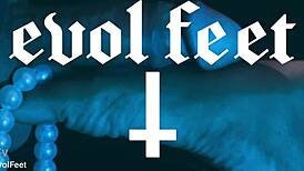 Sexy Latina BBW's Feet Make Fat Cock Explode in Cum