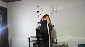 hey check out this fat latina glasses amateur in exclusive casting debut