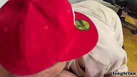 pirocudo safado devora o cu e buceta da loira brasileira tatuada