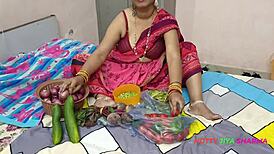 Desi bhabhi selling vegetables gets forced fucked hard by customer in close-up asian action