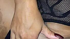 gostosa putaria com o amigo dotado do corno 😍 esposa gritando de prazer!