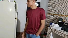 Mi marido cornudo me deja pagar el alquiler chupando y follando mi culo con su enorme verga bbw!